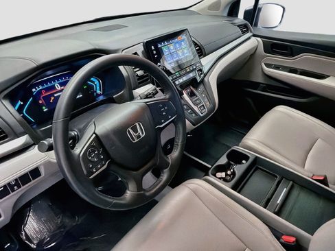 Used 2023 Honda Odyssey EX-L image 7