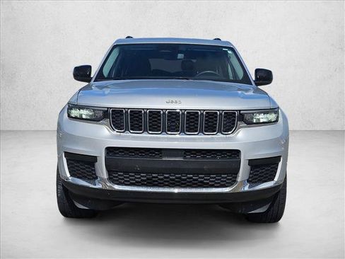 Used 2023 Jeep Grand Cherokee L Laredo AWD/4WD image 2
