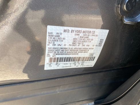 Used 2022 Ford Explorer XLT w/ Equipment Group 202A AWD/4WD image 14