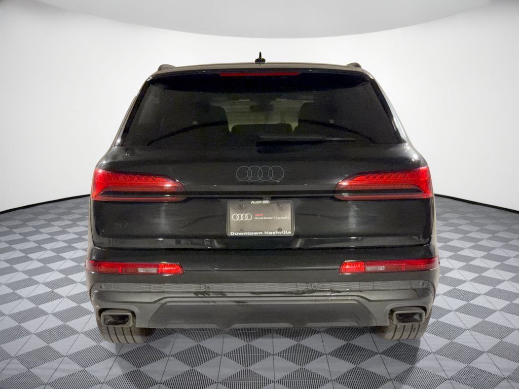 Certified 2025 Audi Q7 2.0T Premium Plus w/ Premium Plus Package AWD/4WD image 11
