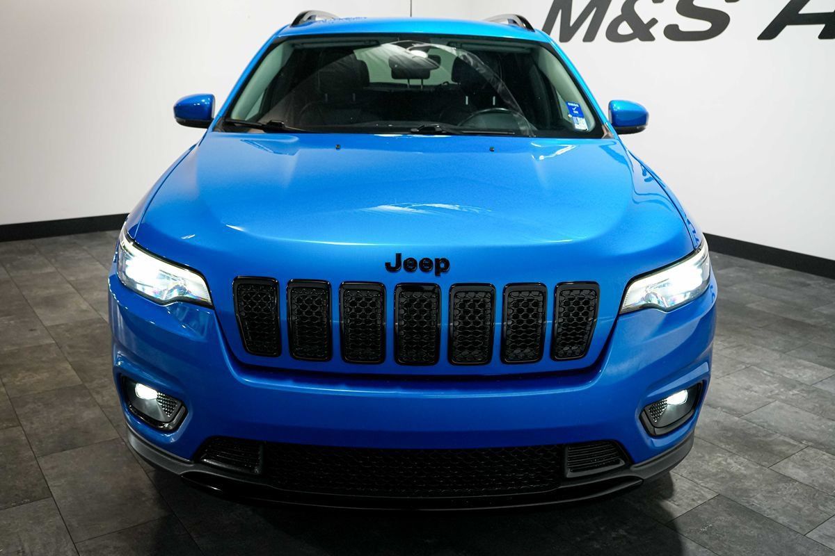 Used 2020 Jeep Cherokee Latitude Plus FWD image 6