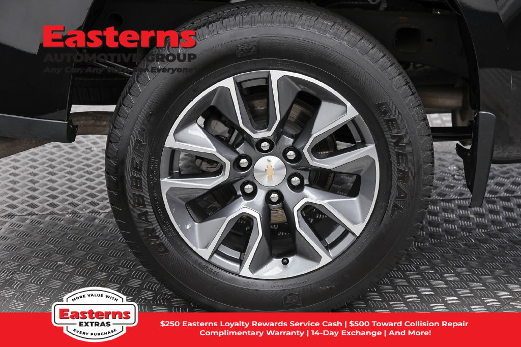 Used 2023 Chevrolet Silverado 1500 LT w/ Convenience Package II AWD/4WD image 30
