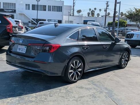 Used 2024 Honda Civic EX image 3