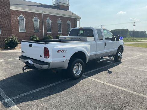 Used 2006 Ford F350 XLT AWD/4WD image 7