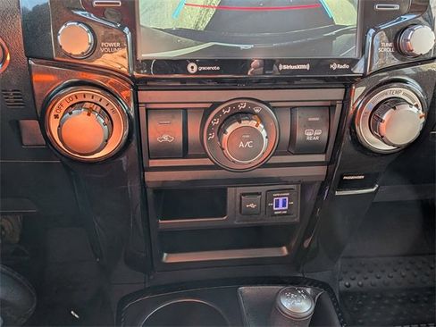 Used 2021 Toyota 4Runner Venture image 24