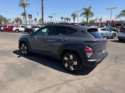 Used 2024 Hyundai Kona SEL FWD image 4