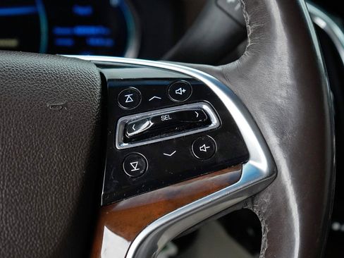 Used 2017 Cadillac Escalade ESV Premium Luxury image 16