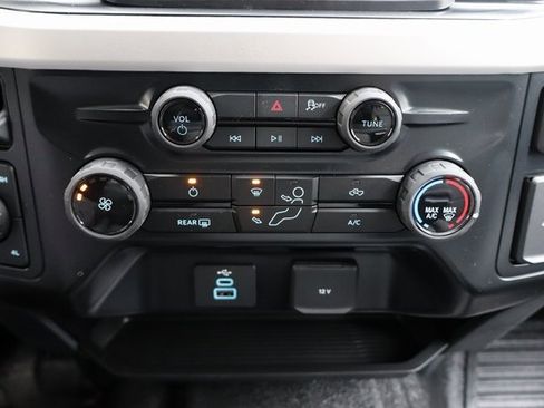 New 2026 Ford F250 XL w/ XL Chrome Package image 9