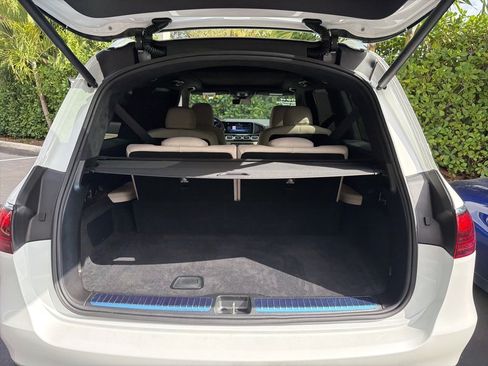 Used 2025 Mercedes-Benz GLS 63 AMG 4MATIC image 5