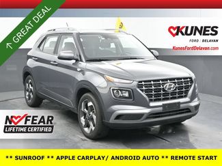 Used 2025 Hyundai Venue SEL FWD video 1
