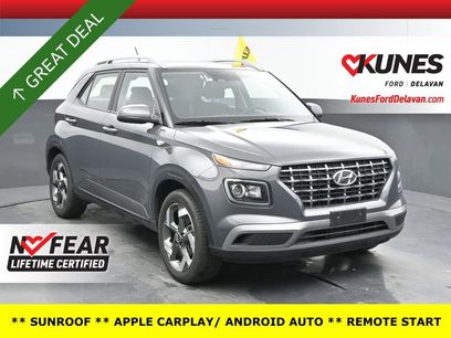 Used 2025 Hyundai Venue SEL