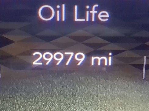 Used 2023 Jeep Wrangler Unlimited Sahara w/ Cold Weather Group image 33