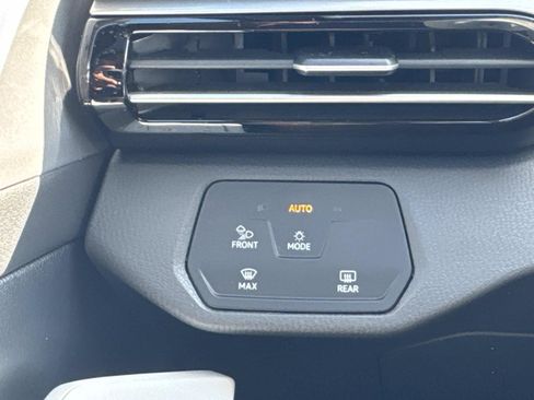 Used 2023 Volkswagen ID.4 Pro S image 26