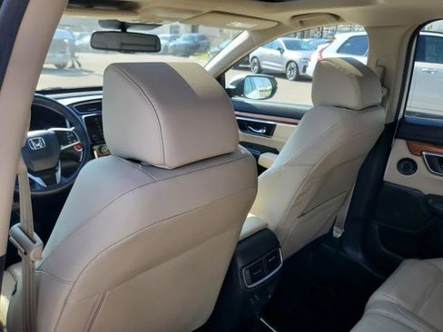 Used 2018 Honda CR-V Touring image 26