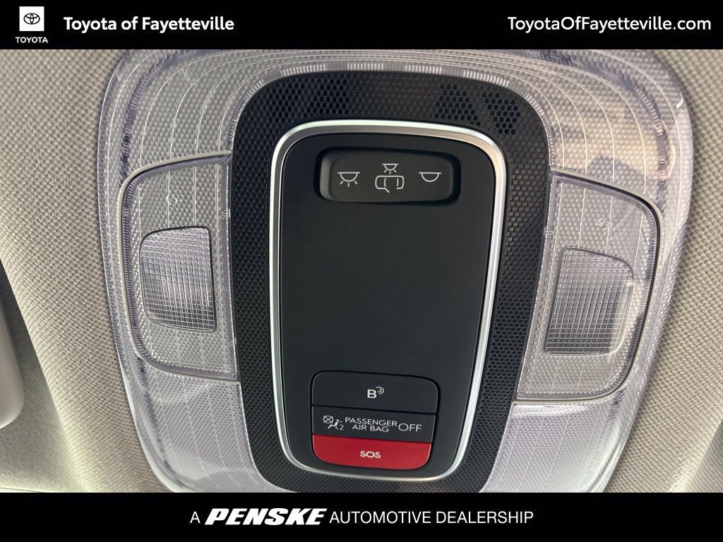 Used 2024 Hyundai Elantra SEL FWD image 13