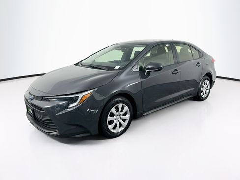 Used 2025 Toyota Corolla Hybrid Sedan FWD image 3