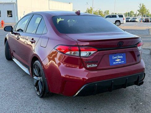 Used 2023 Toyota Corolla SE FWD image 2