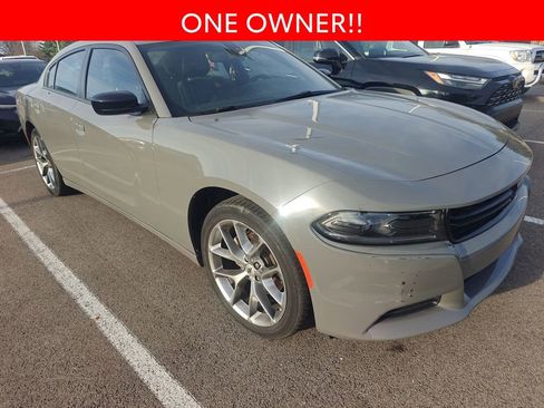 Used 2023 Dodge Charger SXT w/ Plus Group image 3