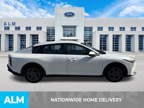 Used 2025 Kia K4 FWD image 4