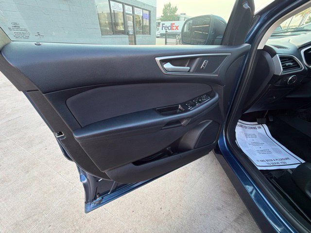 Used 2017 Ford Edge SEL FWD image 19