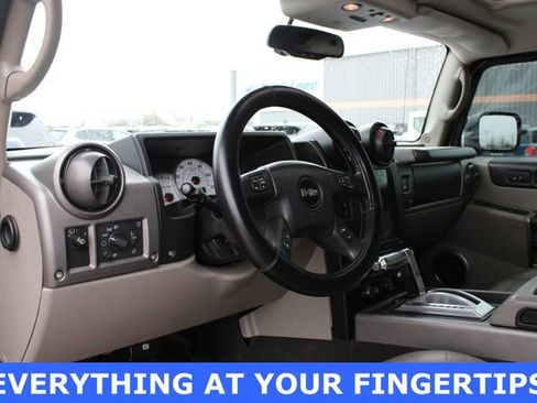Used 2004 HUMMER H2 w/ Preferred Equipment Group image 2
