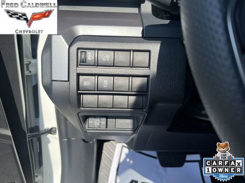Used 2025 Toyota Tacoma TRD Off-Road AWD/4WD image 23
