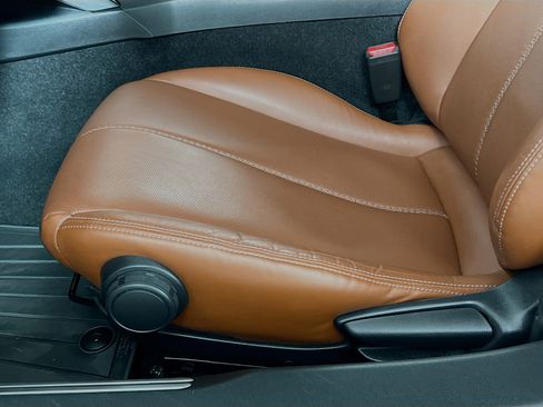Used 2022 MAZDA MX-5 Miata RF Grand Touring w/ Weather Package RWD image 19