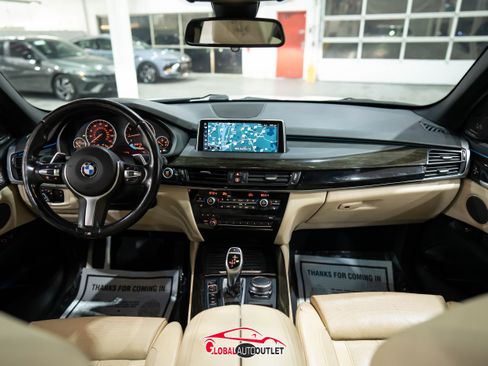 Used 2017 BMW X5 xDrive35i w/ M Sport Package image 14