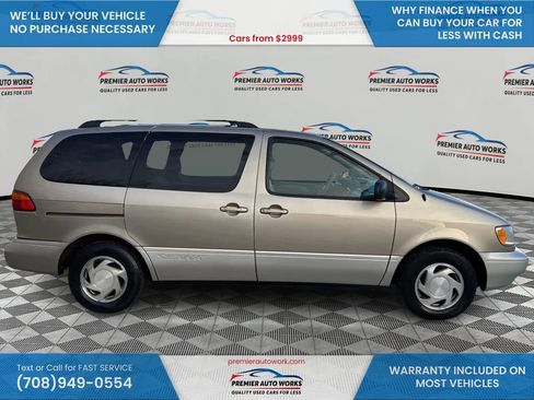Used 2000 Toyota Sienna XLE image 8