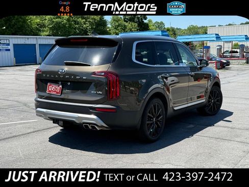 Used 2021 Kia Telluride SX w/ Towing Package FWD image 5