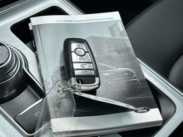 Used 2022 Ford Edge SEL w/ Convenience Package AWD/4WD image 5