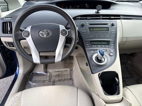 Used 2010 Toyota Prius Two image 17