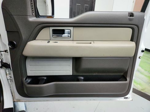 Used 2010 Ford F150 XLT image 25