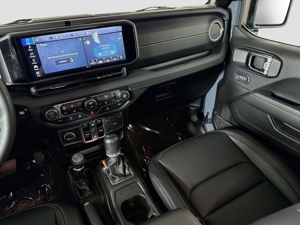 Used 2025 Jeep Gladiator Sport AWD/4WD image 21