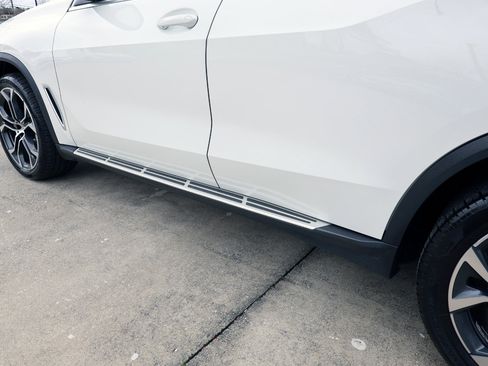 Used 2021 BMW X5 sDrive40i w/ Premium Package image 57