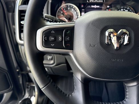 Used 2024 RAM 1500 Big Horn AWD/4WD image 18