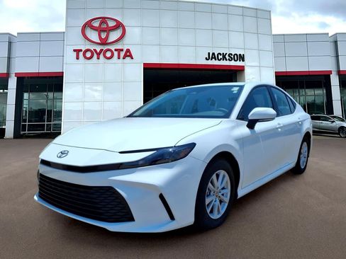 Certified 2026 Toyota Camry LE FWD image 1