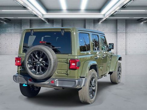 Used 2024 Jeep Wrangler Unlimited Sahara image 3