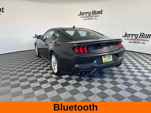 Used 2024 Ford Mustang GT Premium image 6