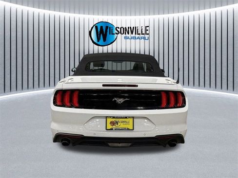 Used 2022 Ford Mustang Premium image 5