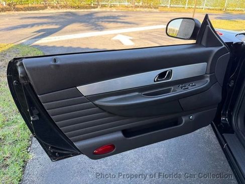 Used 2002 Ford Thunderbird image 23
