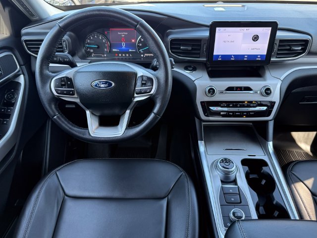 Certified 2023 Ford Explorer XLT w/ Equipment Group 202A AWD/4WD image 8