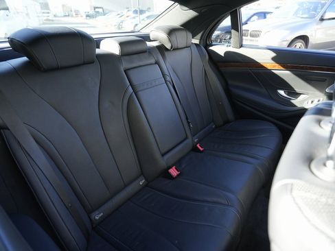 Used 2014 Mercedes-Benz S 550 Sedan image 21
