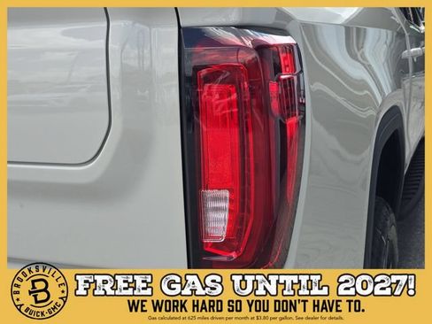 New 2026 GMC Sierra 1500 AT4 w/ AT4 Premium Package AWD/4WD image 8