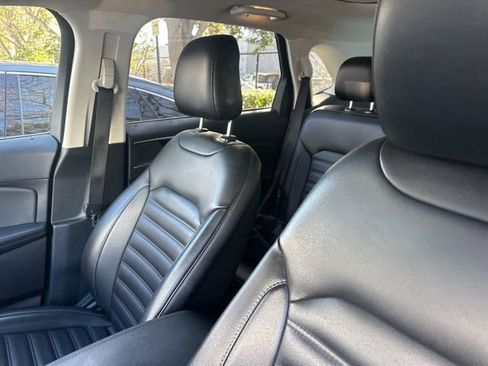 Used 2020 Ford Edge SEL w/ Convenience Package image 21