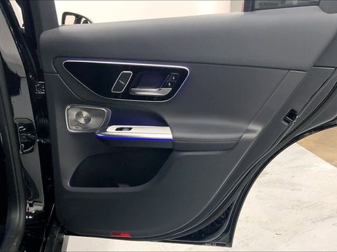 New 2026 Mercedes-Benz GLC 300 image 13