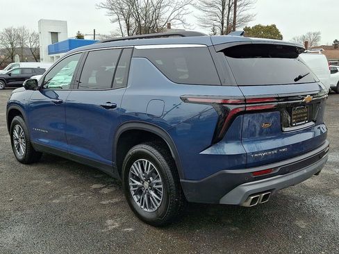Used 2026 Chevrolet Traverse LT w/ Driver Confidence Package image 5