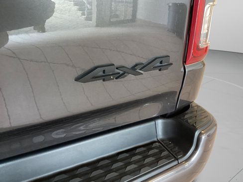 Used 2022 RAM 1500 Big Horn AWD/4WD image 22