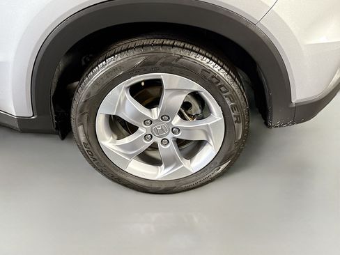 Used 2022 Honda HR-V LX image 36