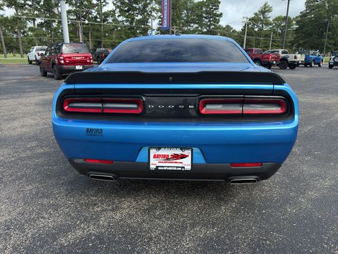 Used 2023 Dodge Challenger SXT RWD image 6